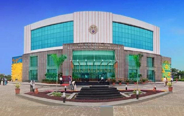 6,000 institutes must finish accreditation by 2022, says AICTE